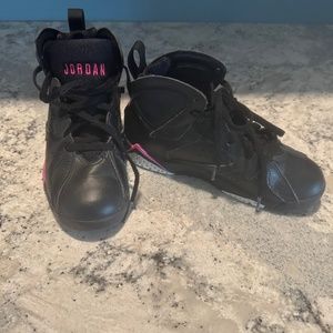 Jordan 6 retro black pink youth size 1